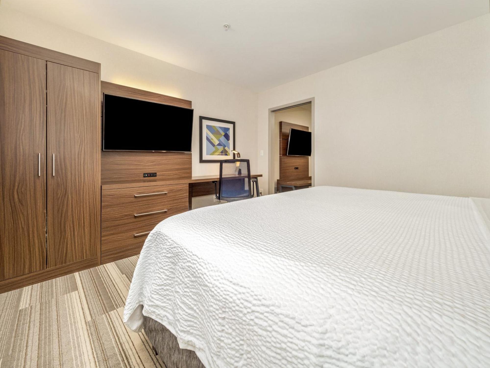 Holiday Inn Express & Suites Medicine Hat By Ihg Eksteriør bilde