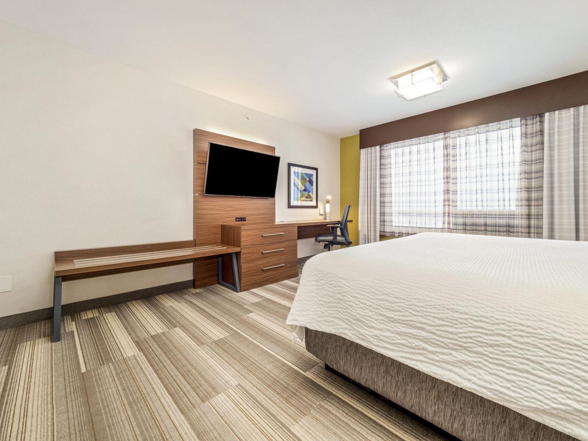 Holiday Inn Express & Suites Medicine Hat By Ihg Eksteriør bilde