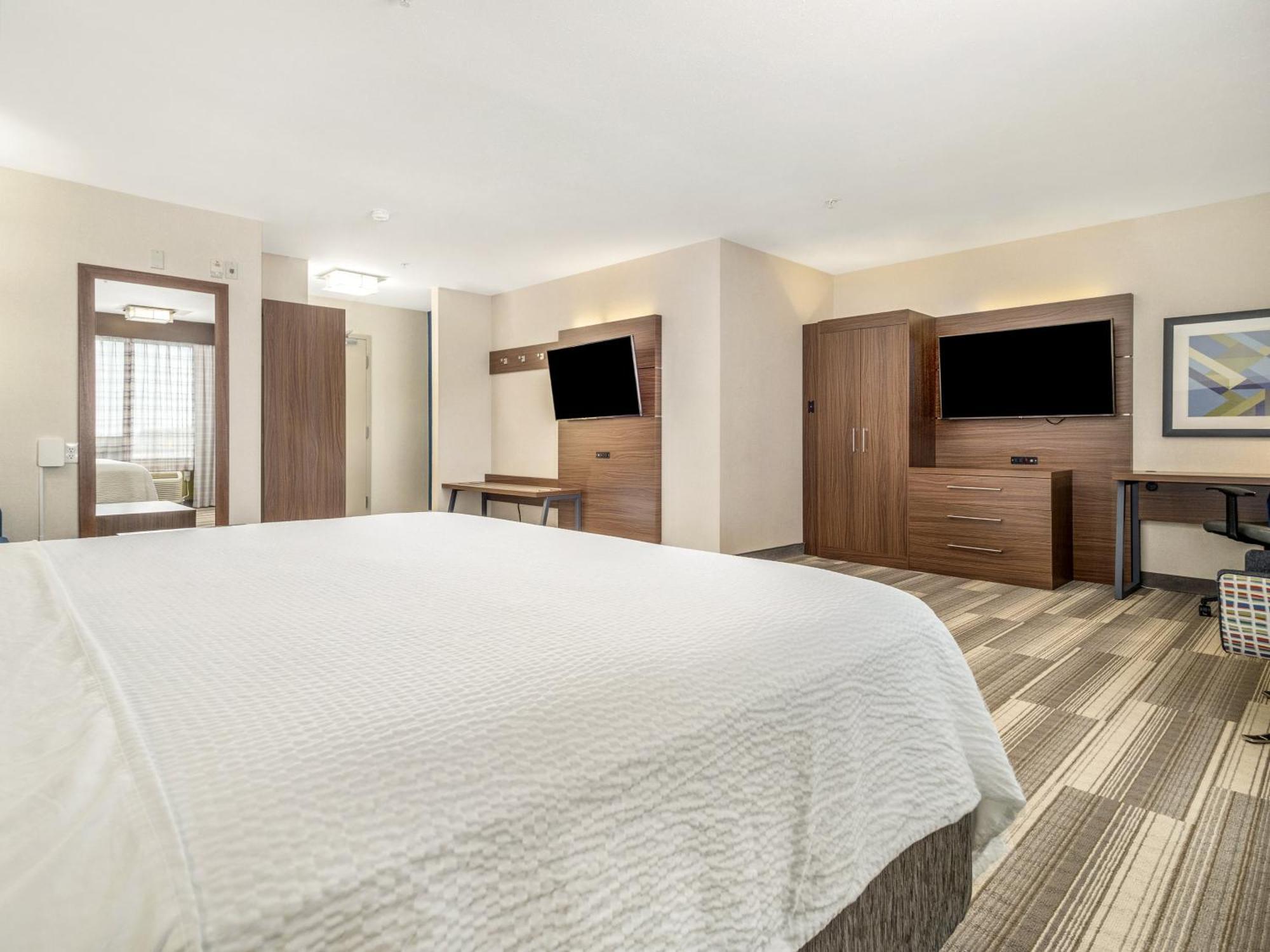 Holiday Inn Express & Suites Medicine Hat By Ihg Eksteriør bilde