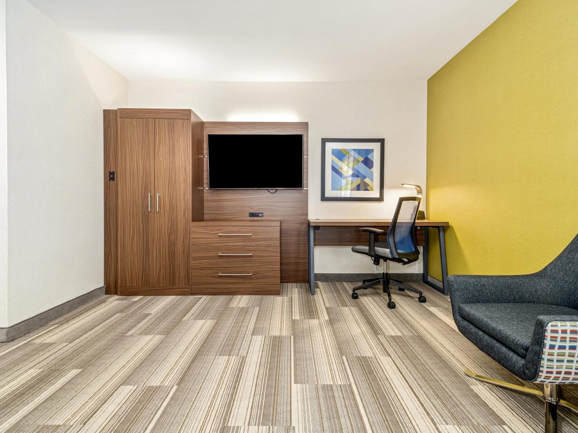 Holiday Inn Express & Suites Medicine Hat By Ihg Eksteriør bilde